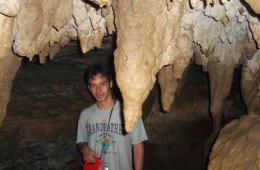 cuevas04