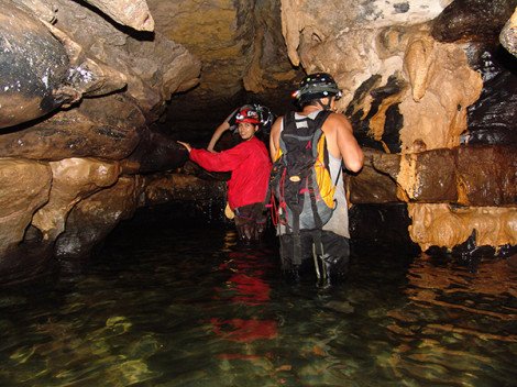 Eploración en cavernas